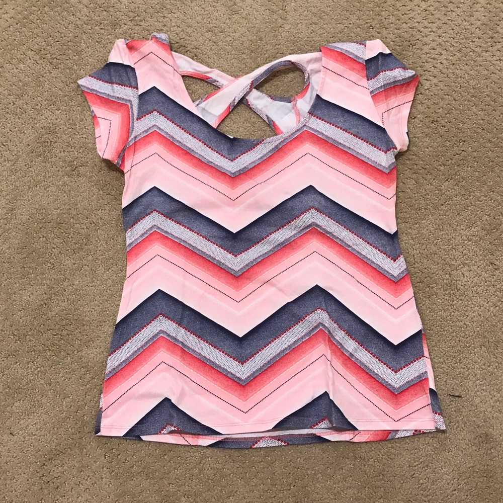 Chevron top with crisscrossed back!